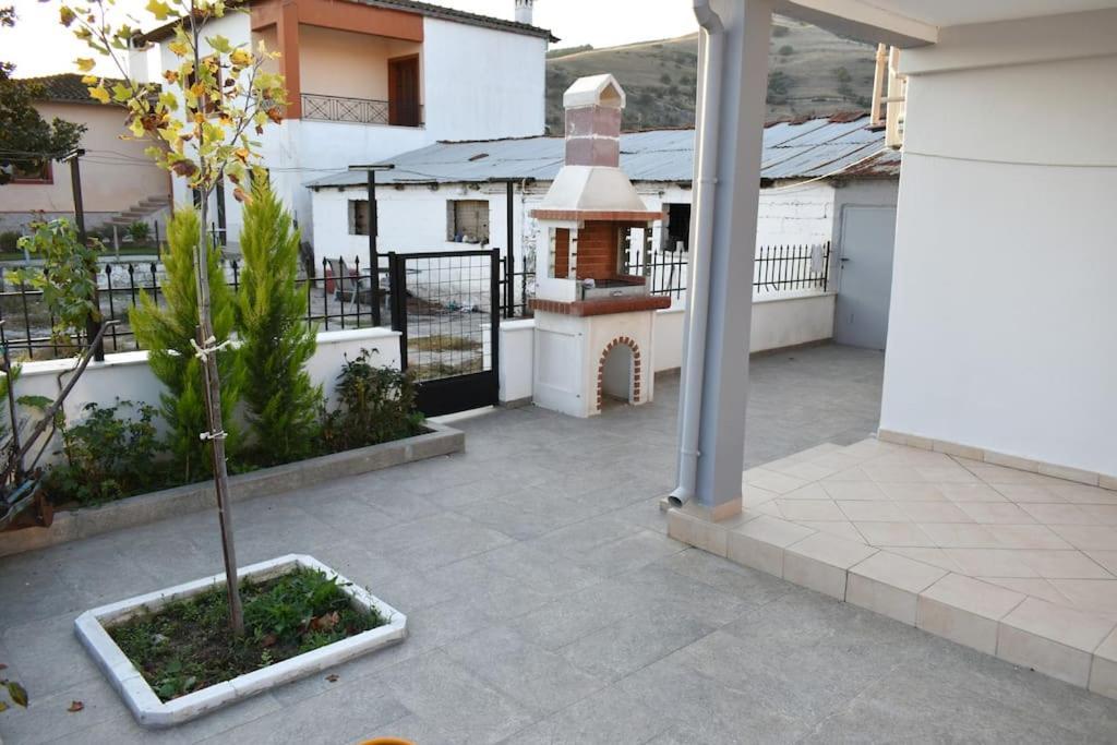 Thalia'S House Apartment Tríkala Exterior foto
